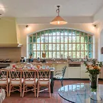 Villa La Cicaliera 10, Emma Villas