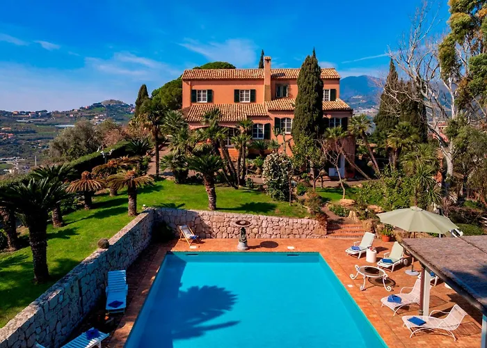 Villa La Cicaliera 10, Emma Villas