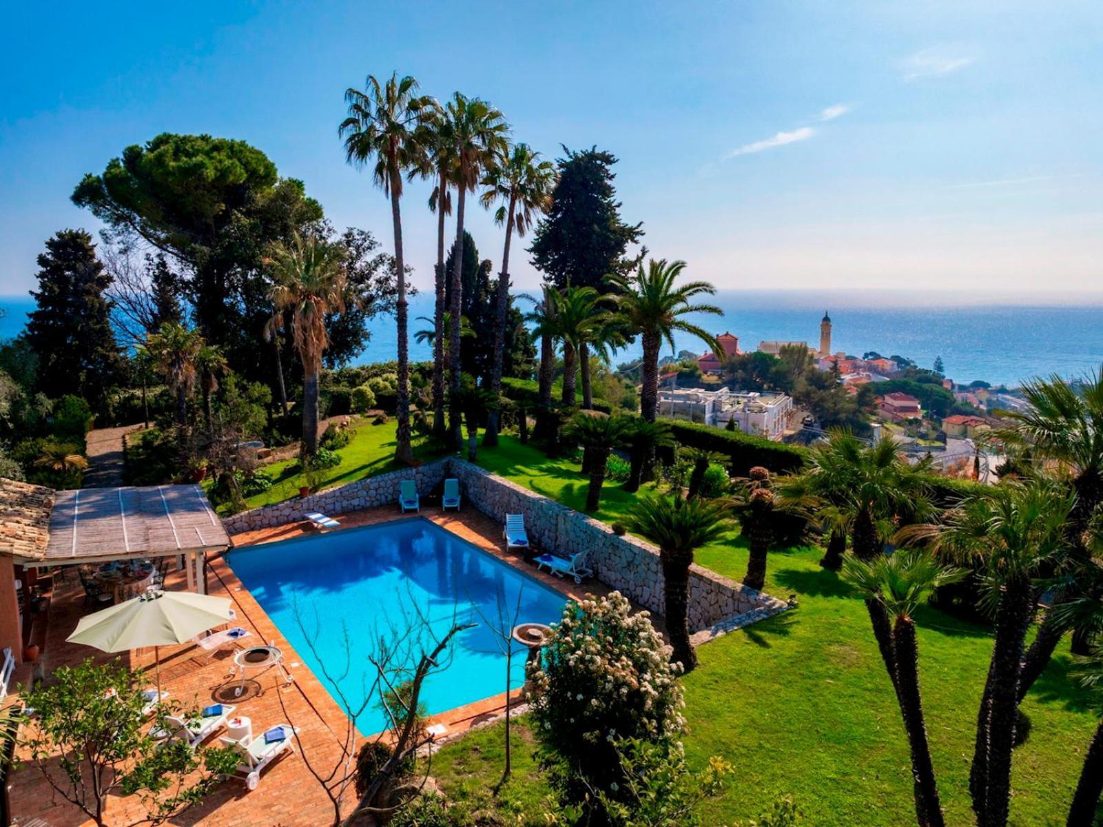 Villa La Cicaliera 10, Emma
